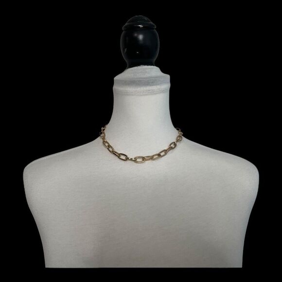 Chunky Gold Tone Oval Link Choker Collar Necklace 16" Long with 3" Extender - Picture 9 of 9